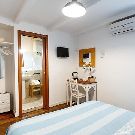 B&B La Corte San Francesco AMBIENTI SANIFICATI ALL'OZONO Bari Exterior foto