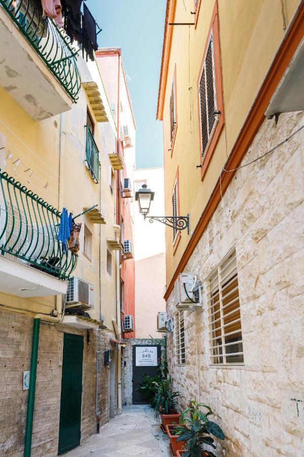 B&B La Corte San Francesco AMBIENTI SANIFICATI ALL'OZONO Bari Exterior foto